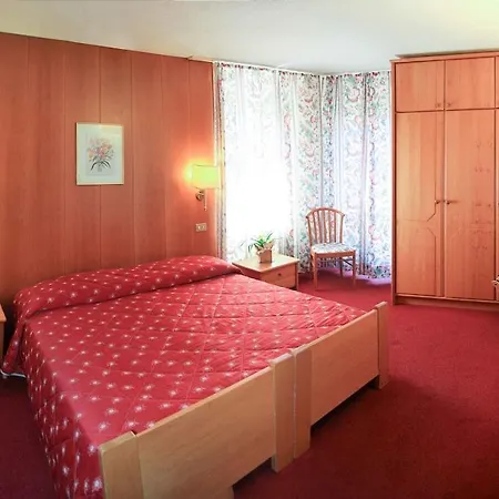 Edelweiss Szálloda 2*