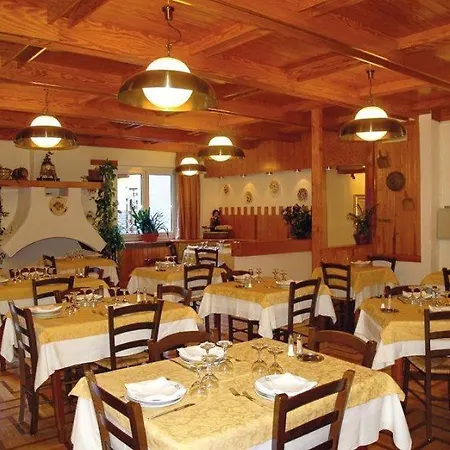 Szálloda Edelweiss Courmayeur